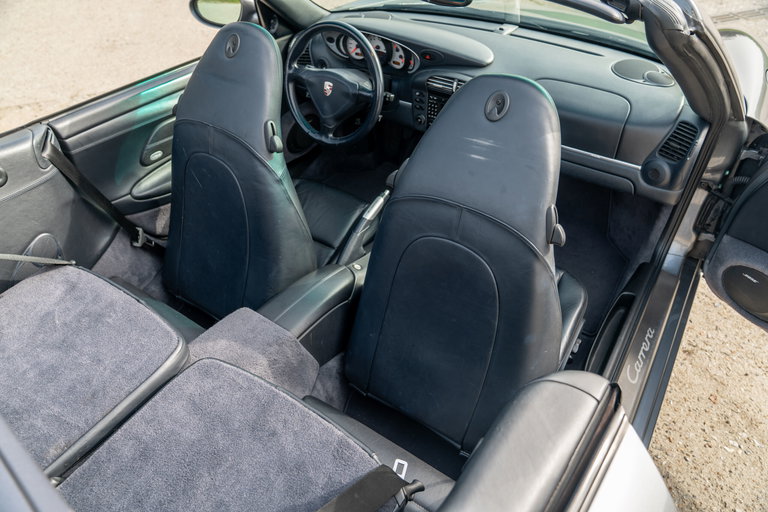 Porsche 996.2 Carrera 4