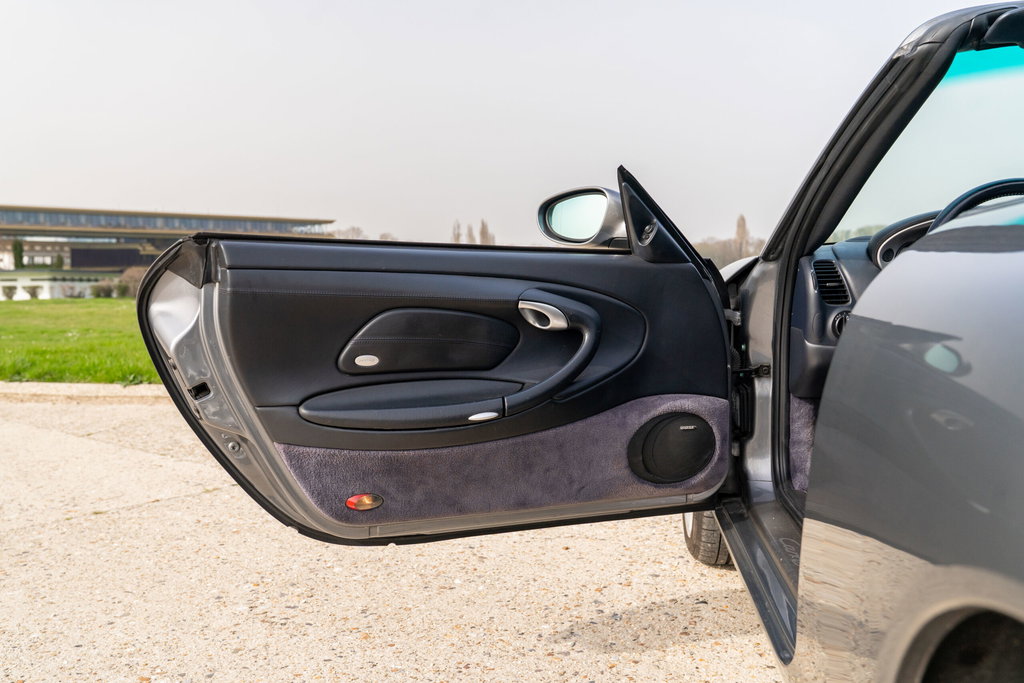 Porsche 996.2 Carrera 4