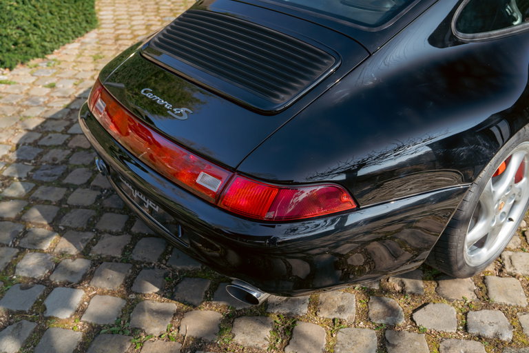 Porsche 993 Carrera 4S