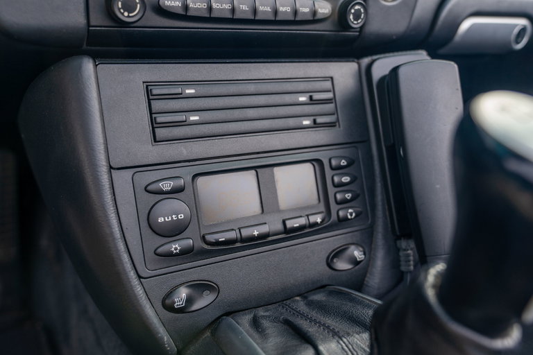 Porsche 996.2 Carrera 4