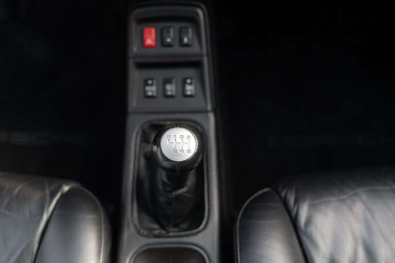 Porsche 993 Carrera 4S