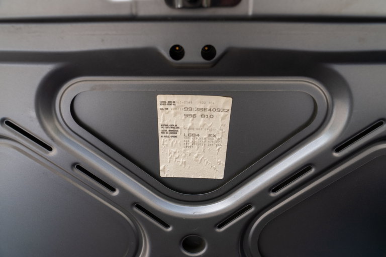 Porsche 996.2 Carrera 4