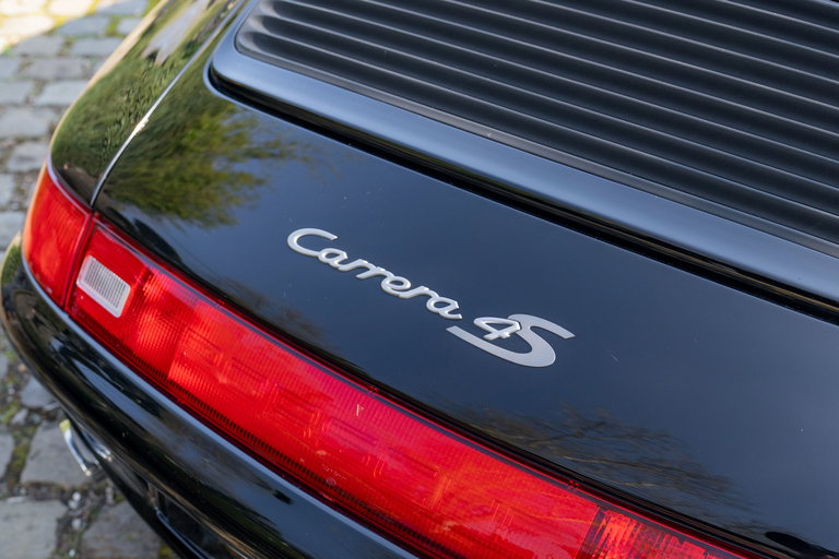 Porsche 993 Carrera 4S