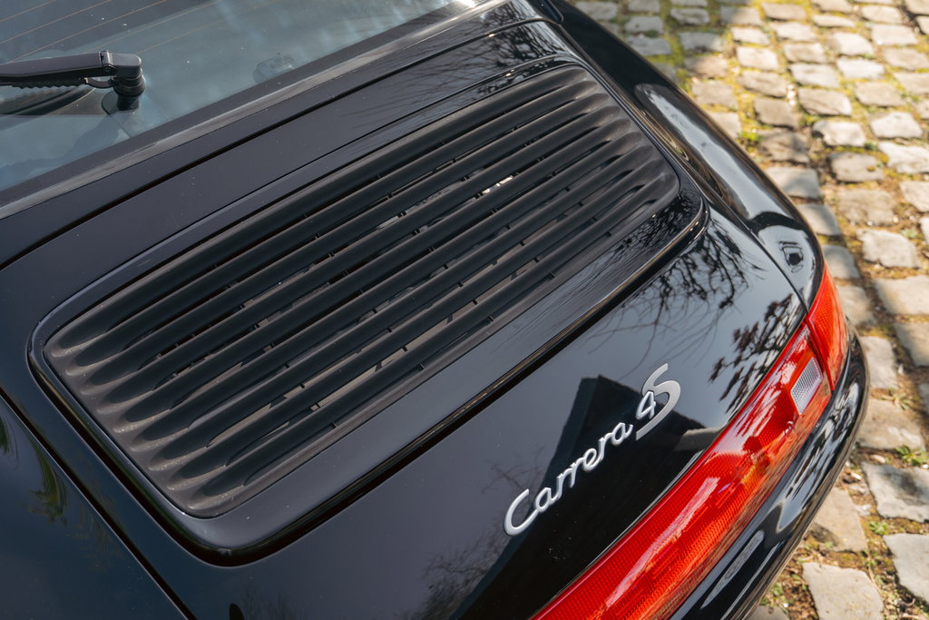 Porsche 993 Carrera 4S