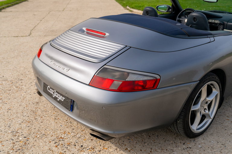 Porsche 996.2 Carrera 4