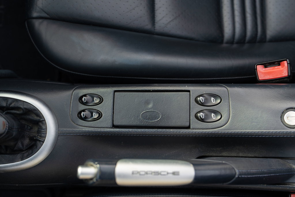 Porsche 996.2 Carrera 4