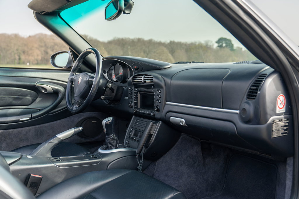 Porsche 996.2 Carrera 4