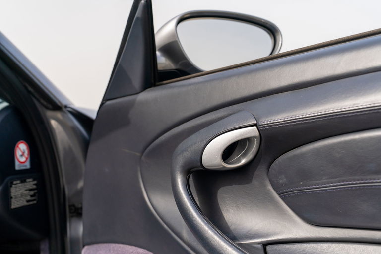 Porsche 996.2 Carrera 4