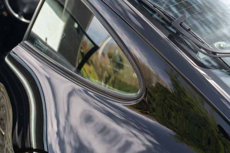 Porsche 993 Carrera 4S