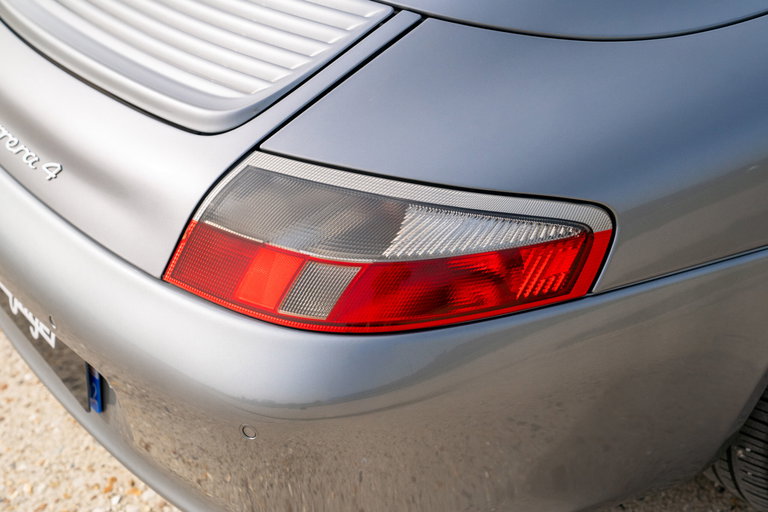 Porsche 996.2 Carrera 4