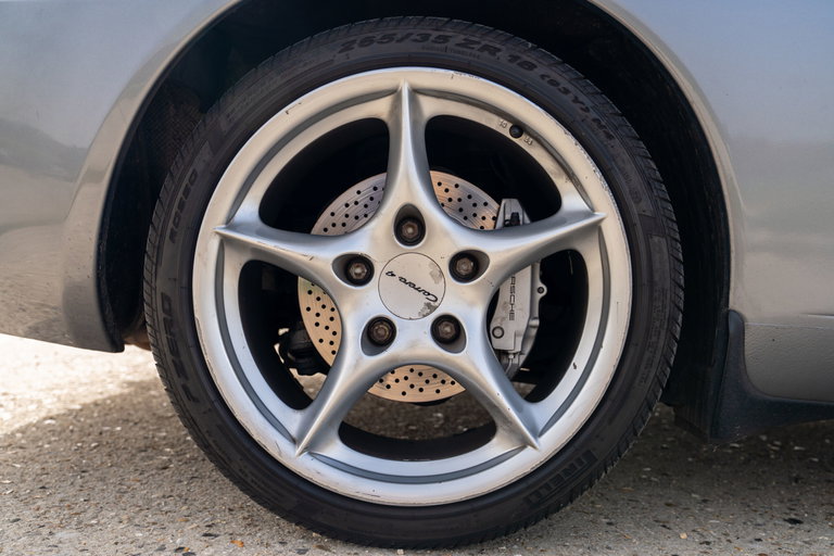 Porsche 996.2 Carrera 4