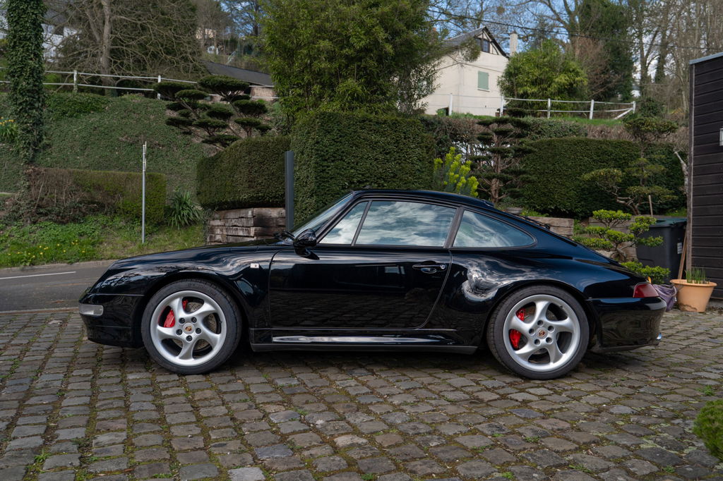 Porsche 993 Carrera 4S