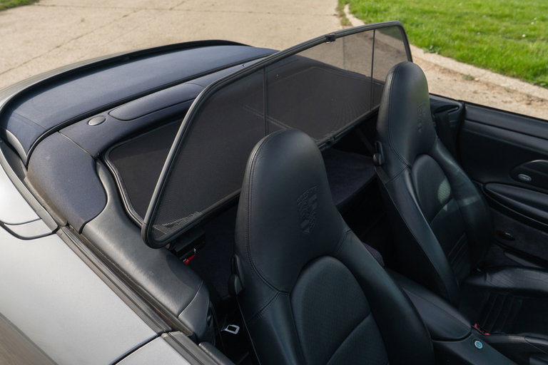 Porsche 996.2 Carrera 4