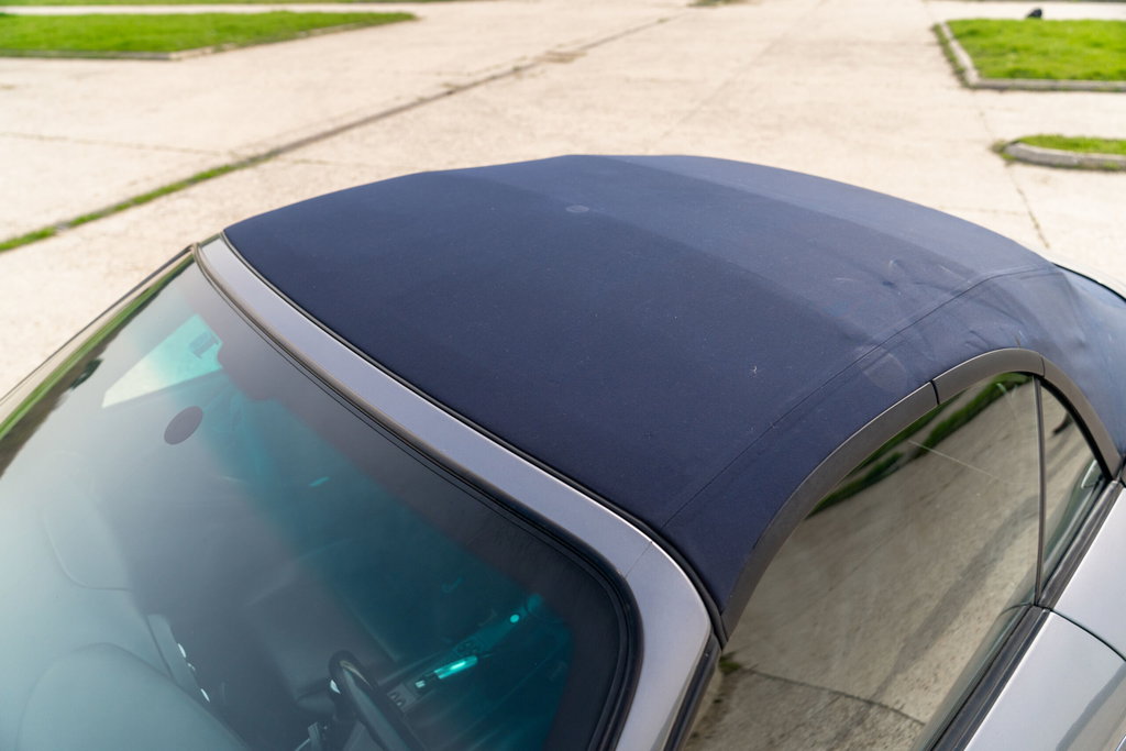 Porsche 996.2 Carrera 4