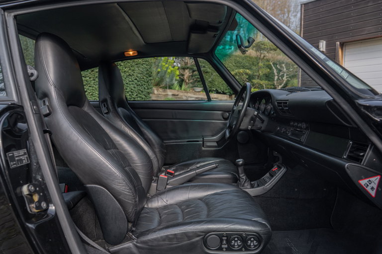 Porsche 993 Carrera 4S