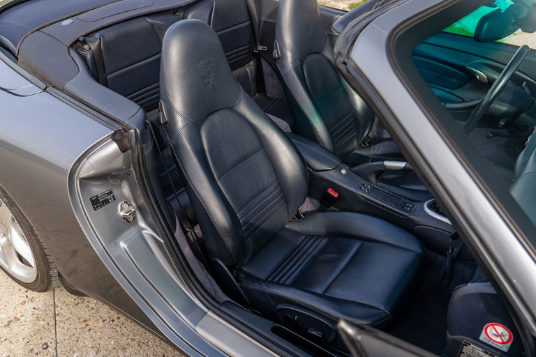 Porsche 996.2 Carrera 4