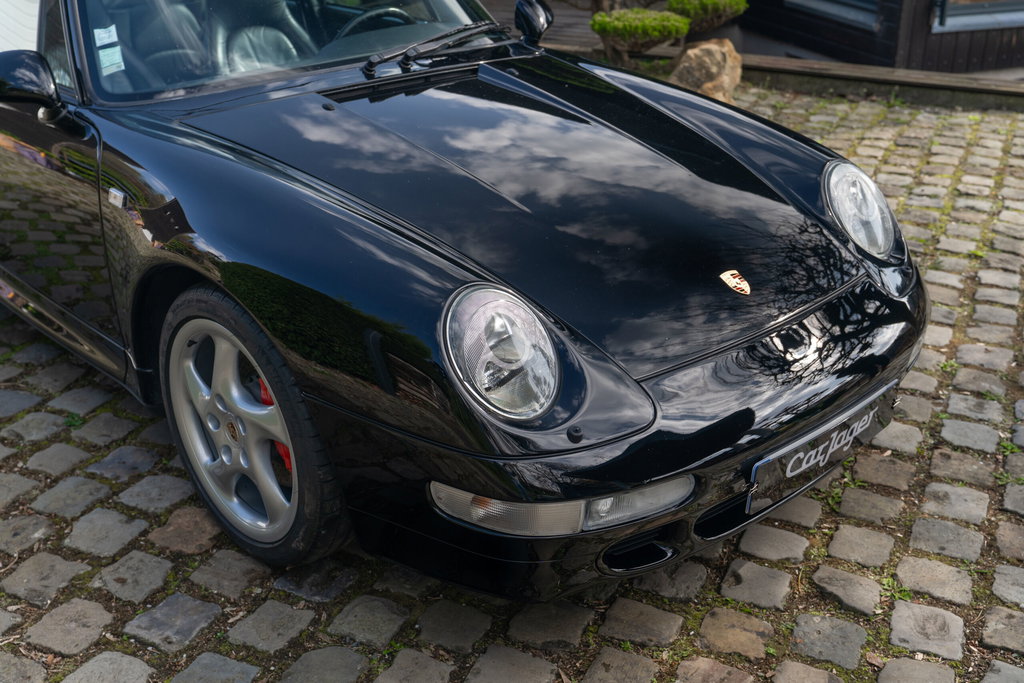 Porsche 993 Carrera 4S