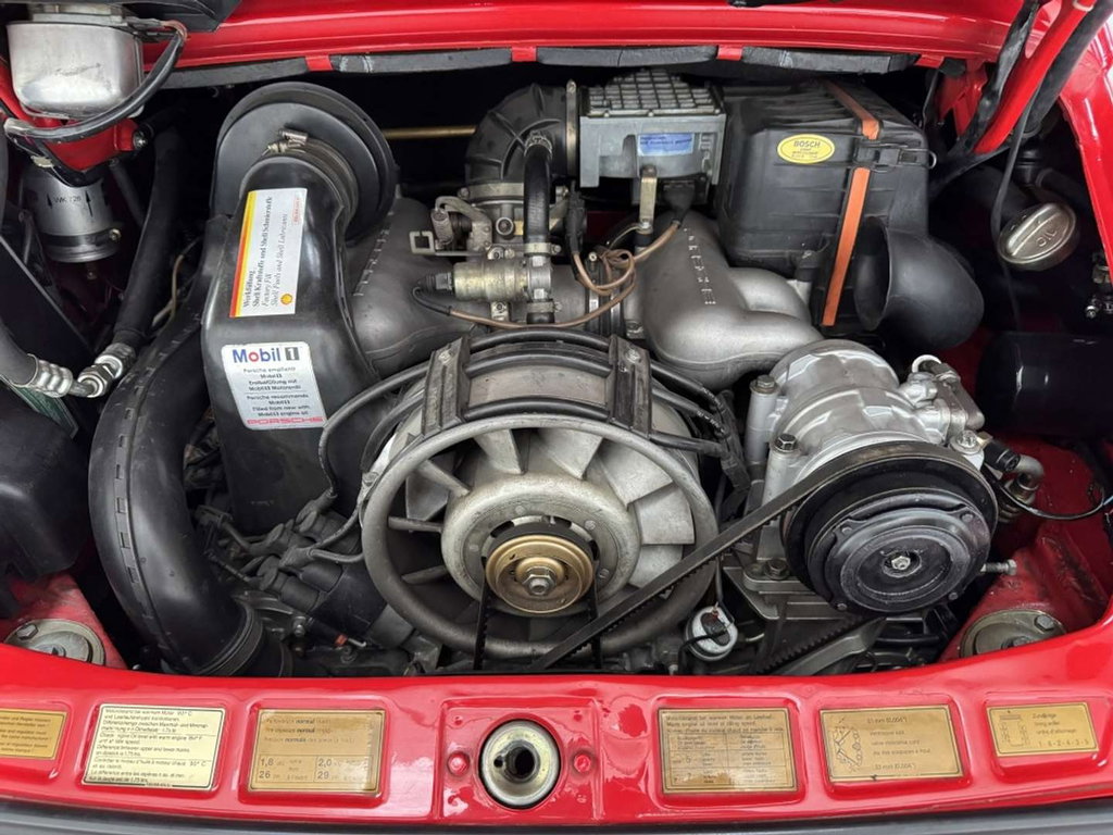 Porsche 911 Carrera 3.2