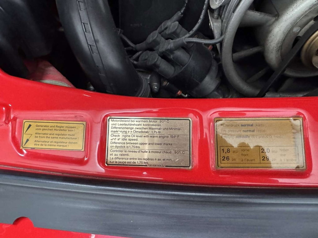 Porsche 911 Carrera 3.2