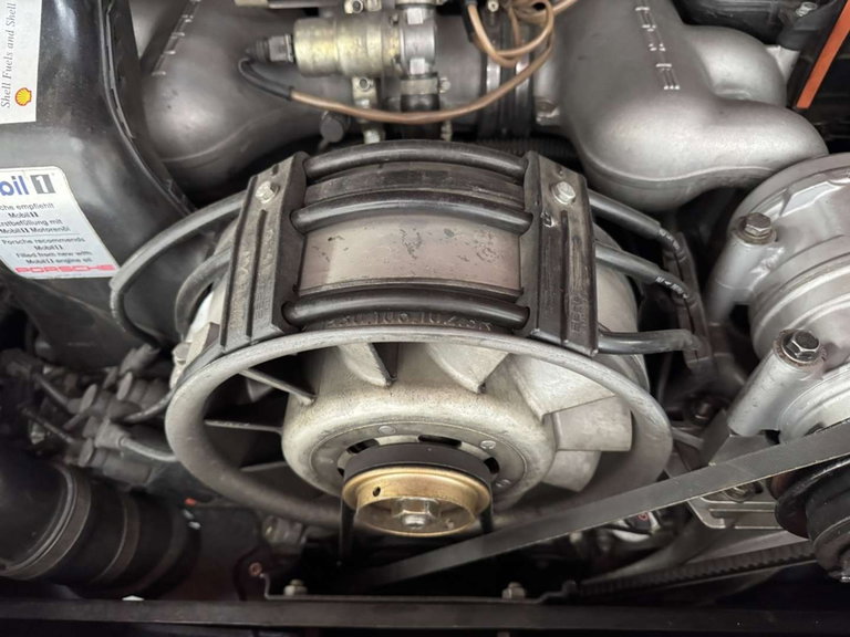 Porsche 911 Carrera 3.2