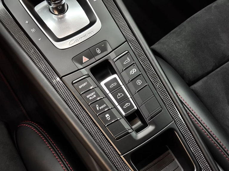 Porsche 991 Carrera 4 GTS