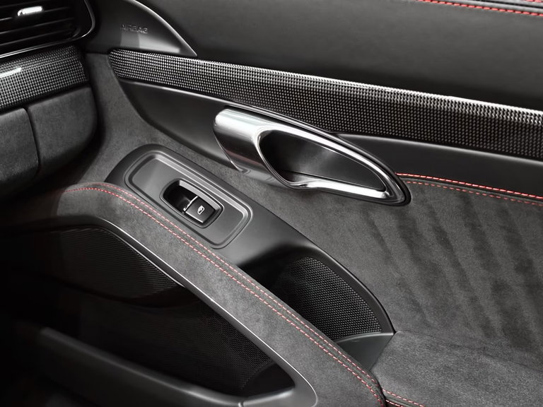 Porsche 991 Carrera 4 GTS