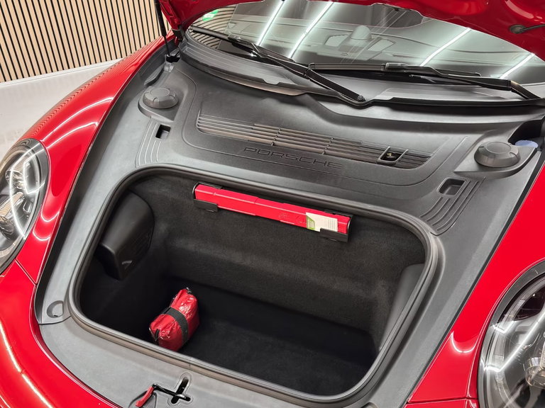 Porsche 991 Carrera 4 GTS