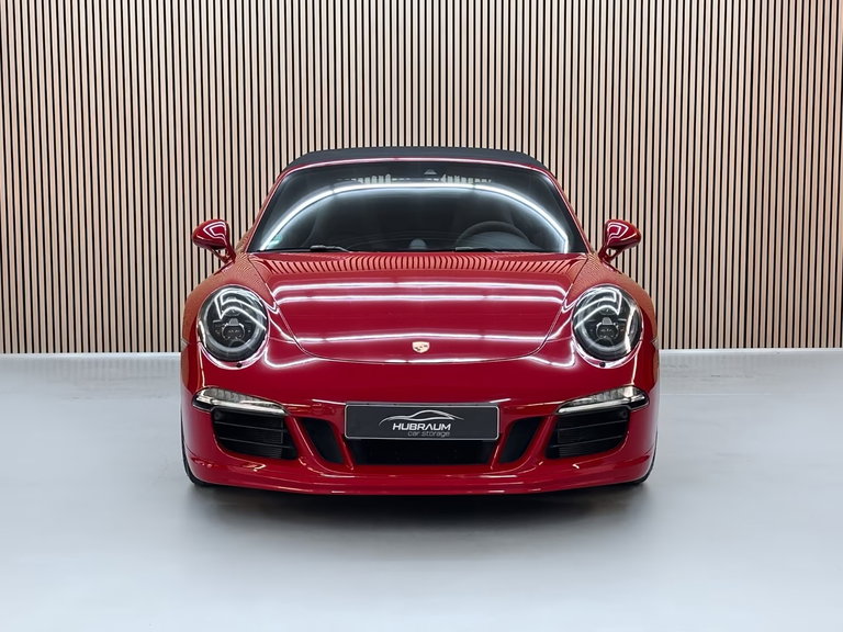 Porsche 991 Carrera 4 GTS