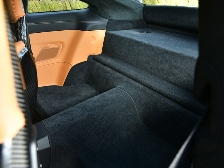 Porsche 992 GT3 Touring