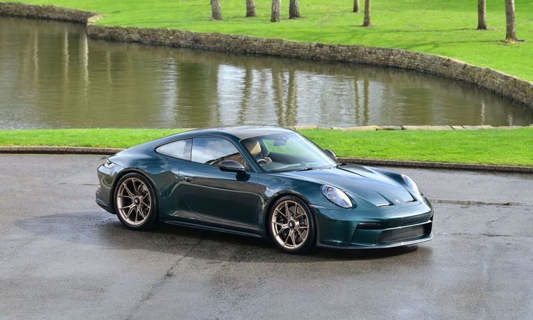 Porsche 992 GT3 Touring