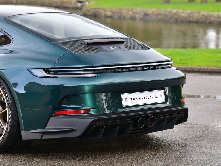 Porsche 992 GT3 Touring