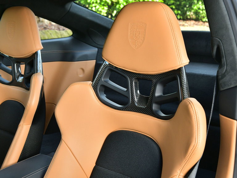 Porsche 992 GT3 Touring