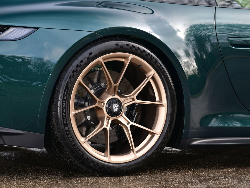 Porsche 992 GT3 Touring
