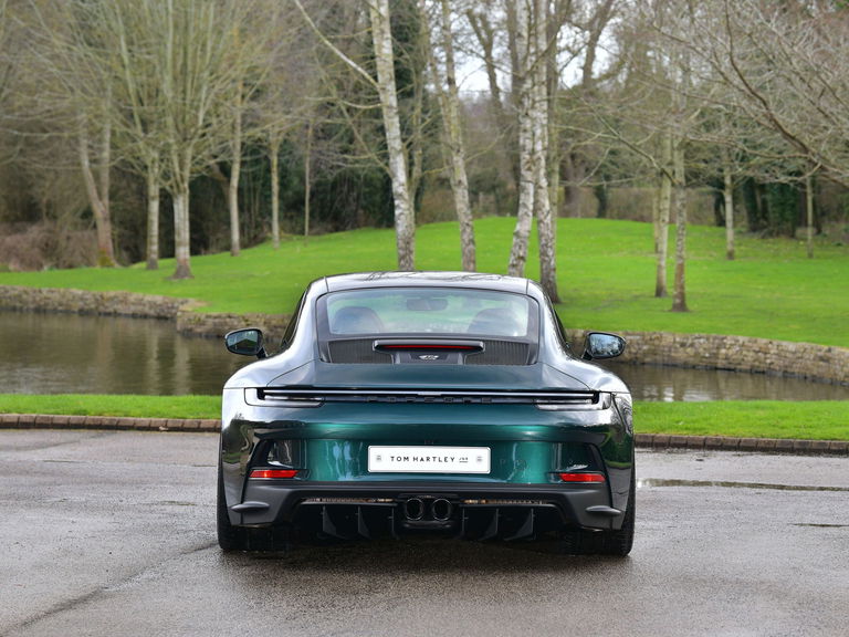 Porsche 992 GT3 Touring