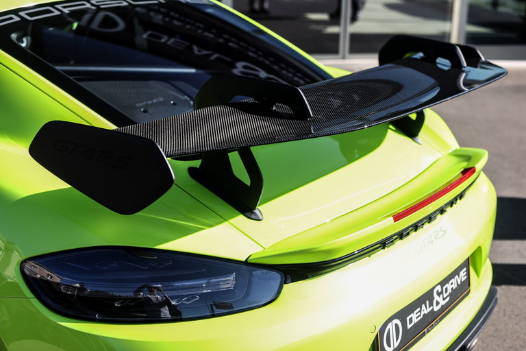 Porsche 718 Cayman GT4 RS
