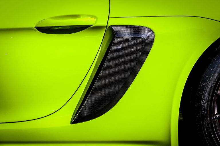 Porsche 718 Cayman GT4 RS