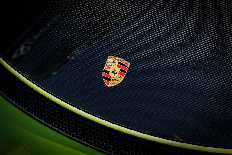 Porsche 718 Cayman GT4 RS