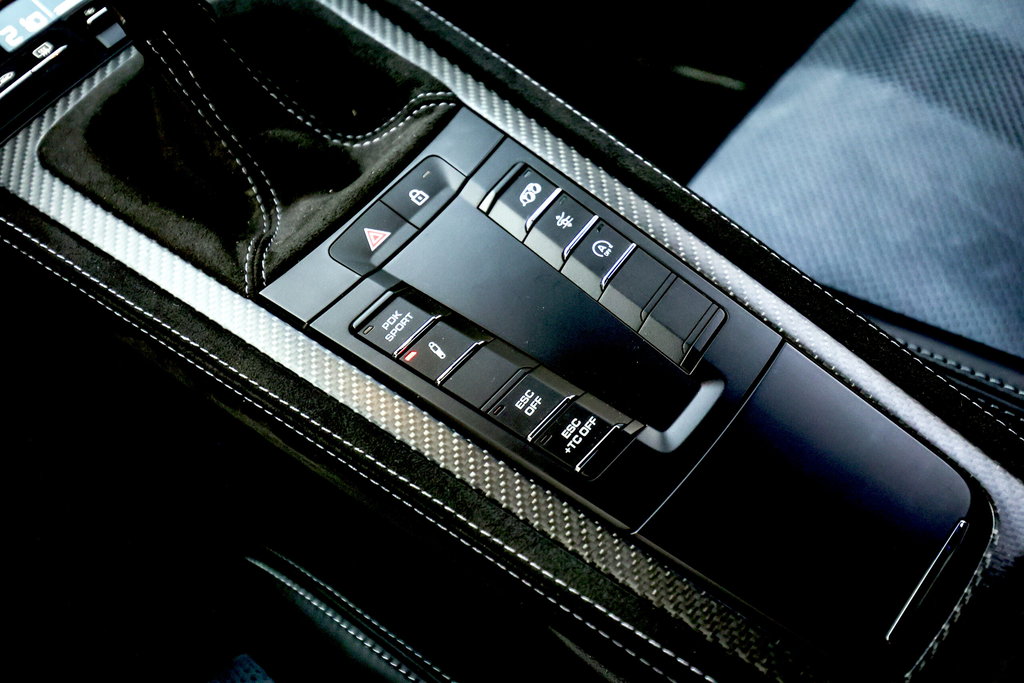 Porsche 718 Cayman GT4 RS