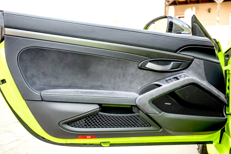 Porsche 718 Cayman GT4 RS