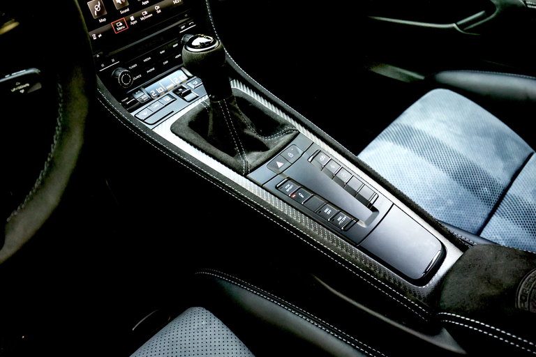 Porsche 718 Cayman GT4 RS