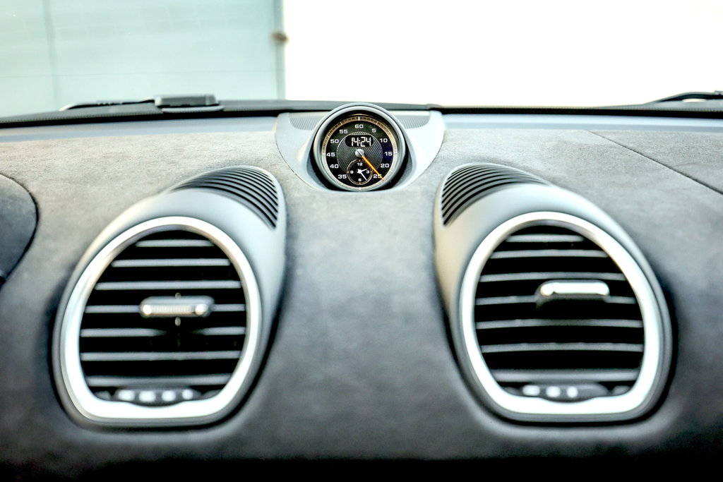 Porsche 718 Cayman GT4 RS