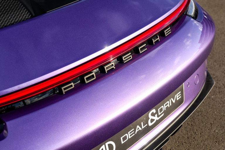 Porsche 992 GT3 Touring