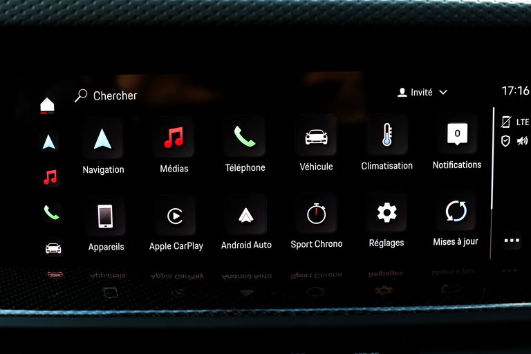 Porsche 992 GT3 Touring