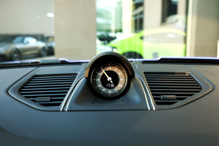 Porsche 992 GT3 Touring