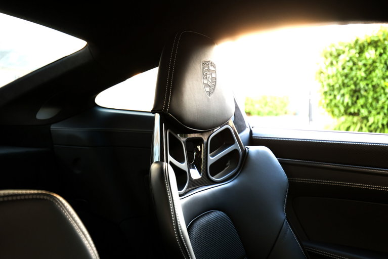 Porsche 992 GT3 Touring