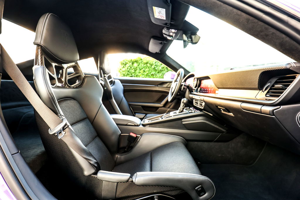 Porsche 992 GT3 Touring