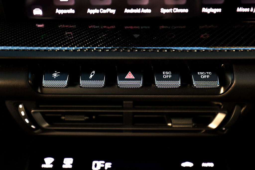 Porsche 992 GT3 Touring