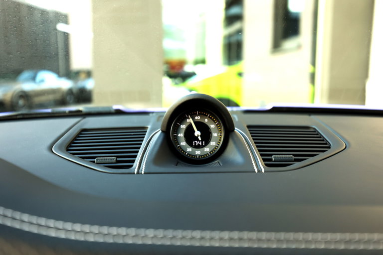 Porsche 992 GT3 Touring