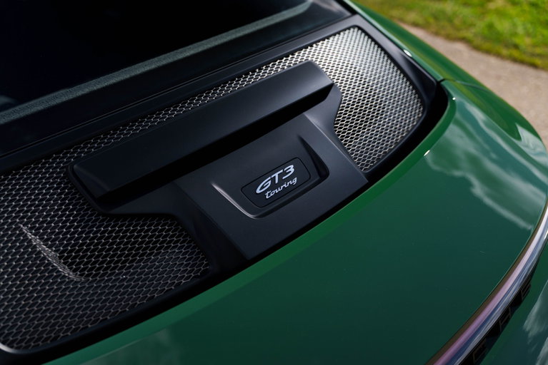 Porsche 992 GT3 Touring