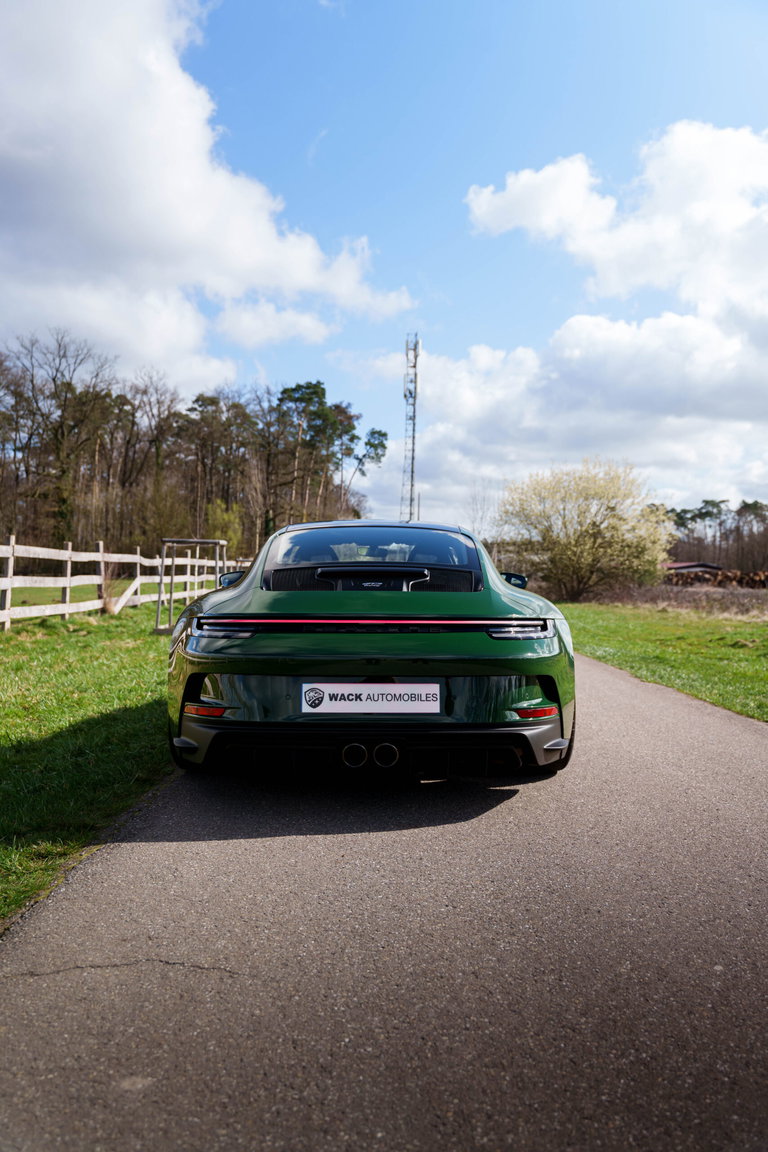 Porsche 992 GT3 Touring